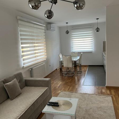 Apartman Vrbas 1 + Podzemna Garaza Баня Лука Екстериор снимка